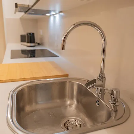 Halo Tres Apartment *