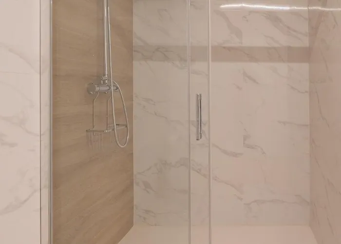 Halo Tres Apartman *